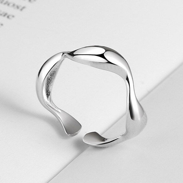 Asymmetric Wave Ring