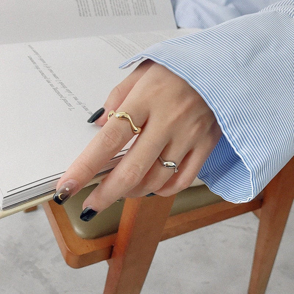 Asymmetric Wave Ring