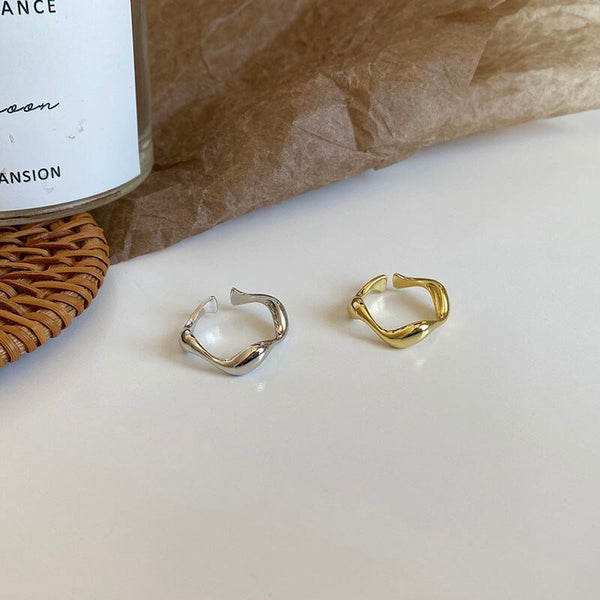 Asymmetric Wave Ring