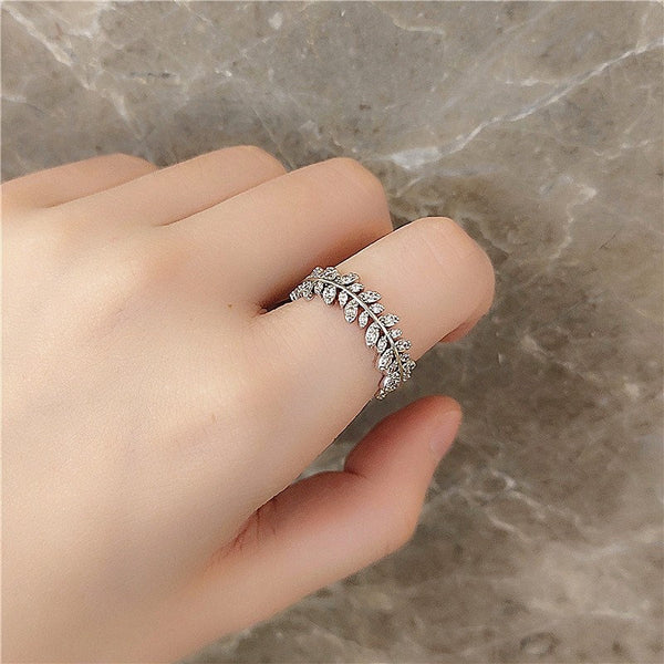 Crystal Leaf Vine Branch Ring
