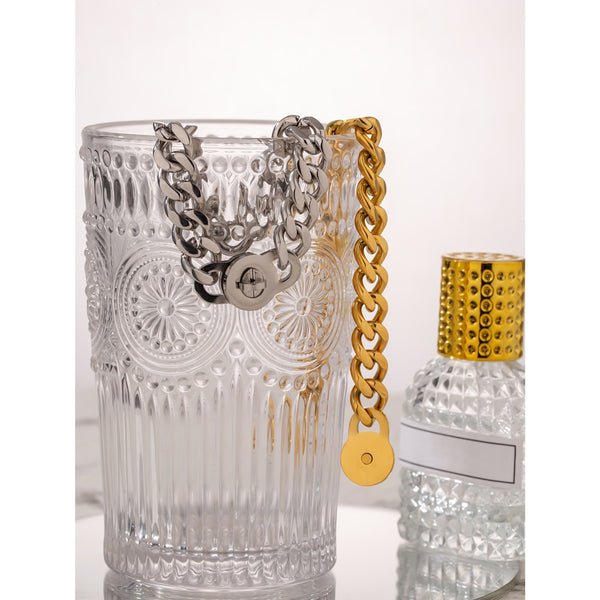 Chunky Curb Chain Twist Clasp Bracelet